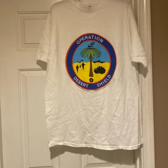 Vintage 1990 Operation Desert Shield Single Stitch Men’s Size XL Short Sleeve T - Picture 2 of 6